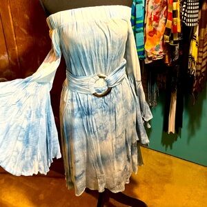 Venus NWOT size 10 off shoulder tie dye blue and white dress bell sleeves